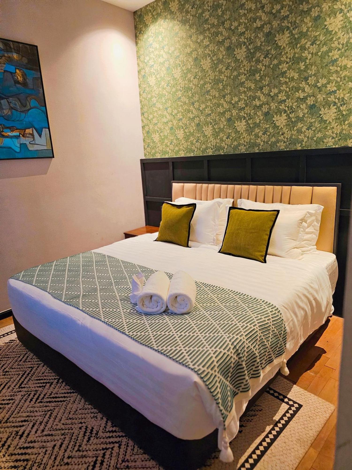 Carnarvon Suites By Reunion George Town Zewnętrze zdjęcie